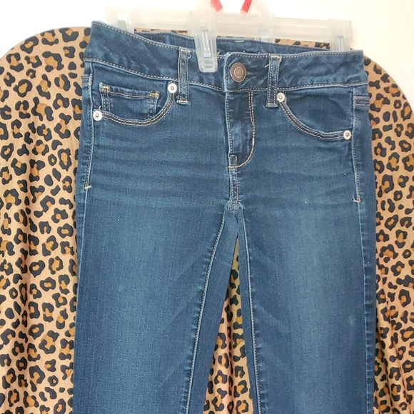 AE Jean No Rips - Picture 3 of 4